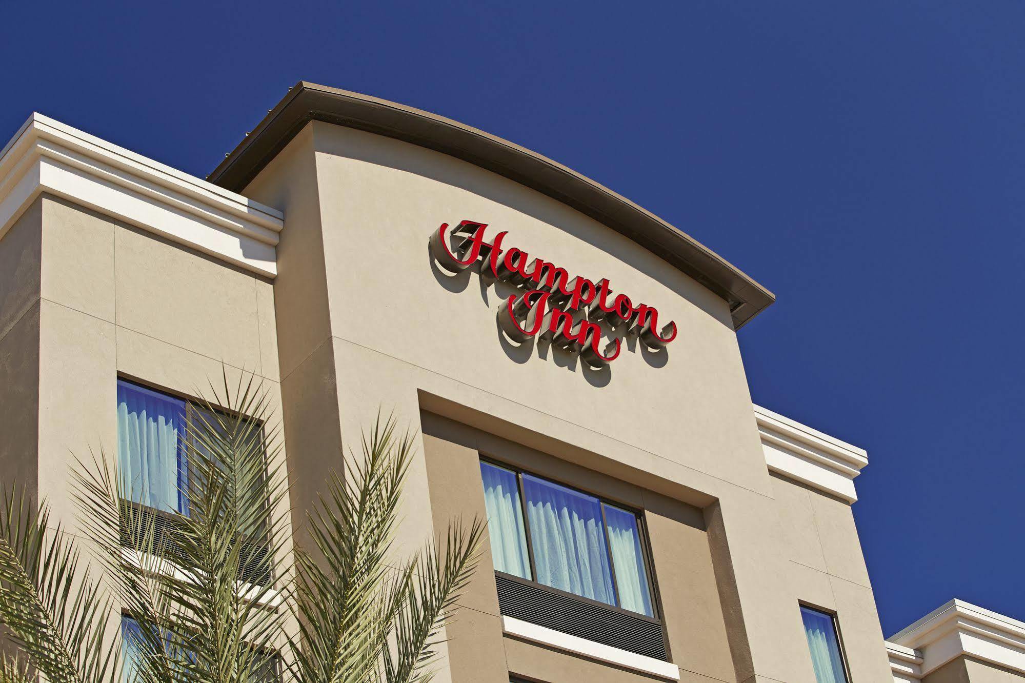 Hampton Inn Long Beach Airport, Ca Exteriör bild