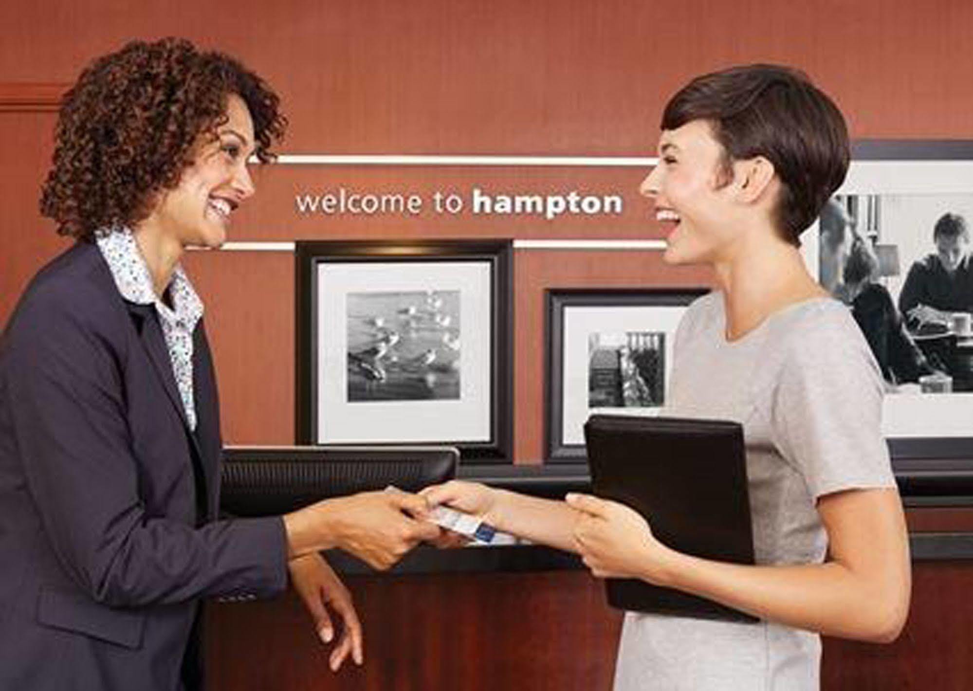 Hampton Inn Long Beach Airport, Ca Exteriör bild